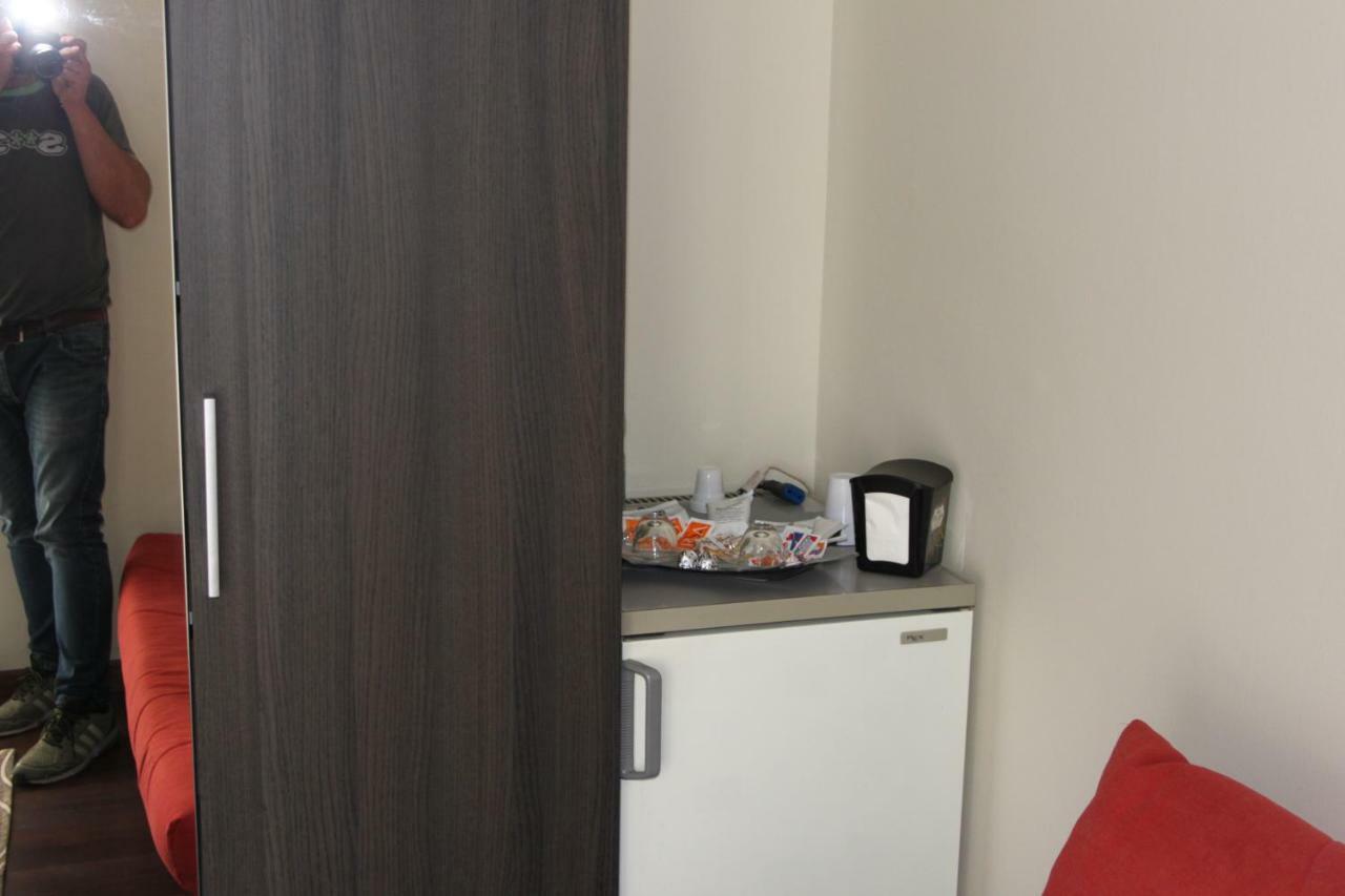 Villa Regina B&B Неттуно Экстерьер фото