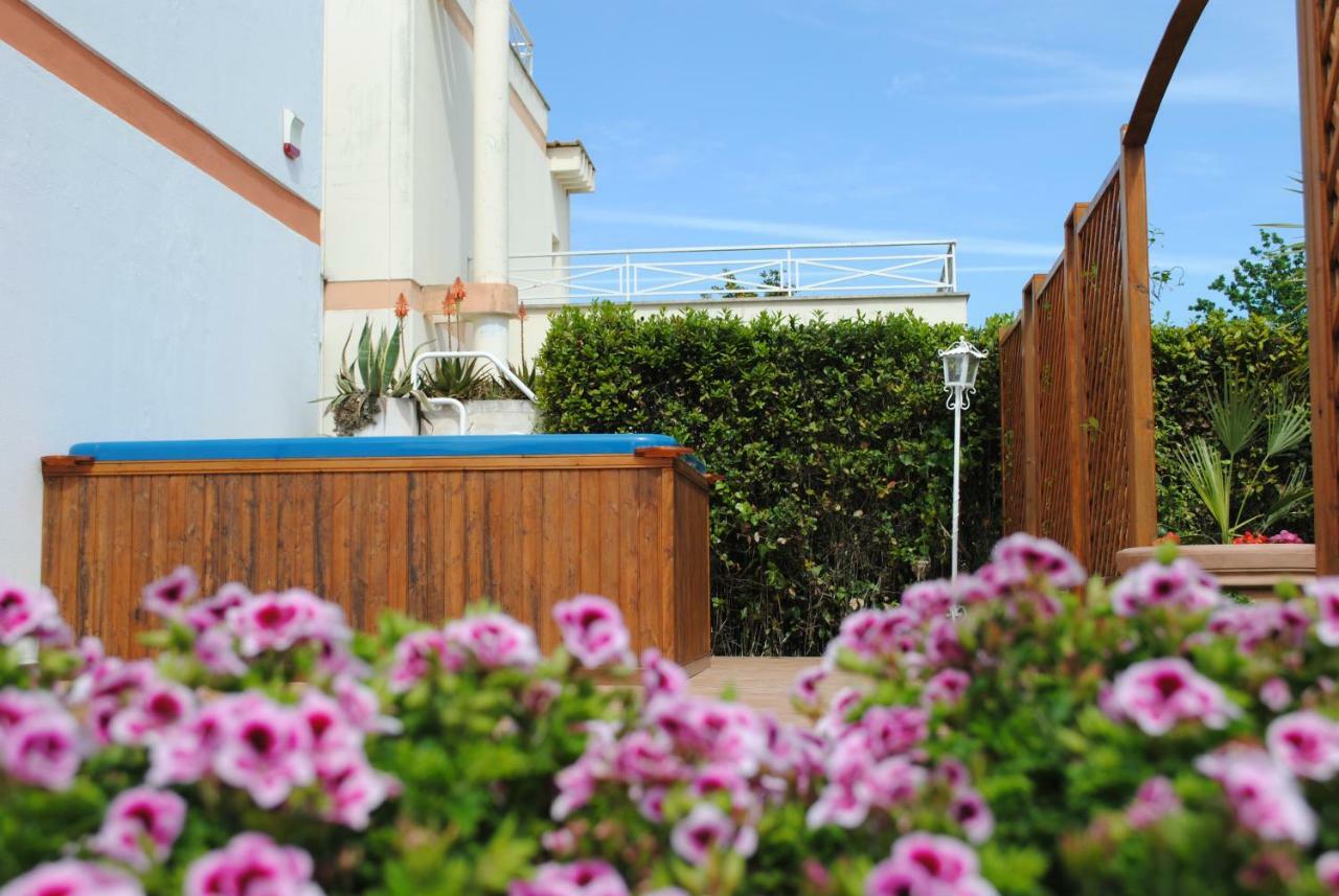 Villa Regina B&B Неттуно Экстерьер фото